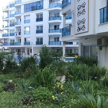 Bayar Homes City Lägenhetshotell *