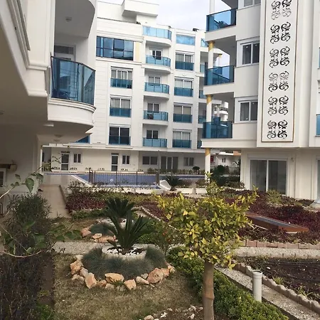 Bayar Homes City 公寓式酒店