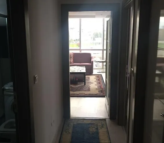 Bayar Homes City Apartahotel *